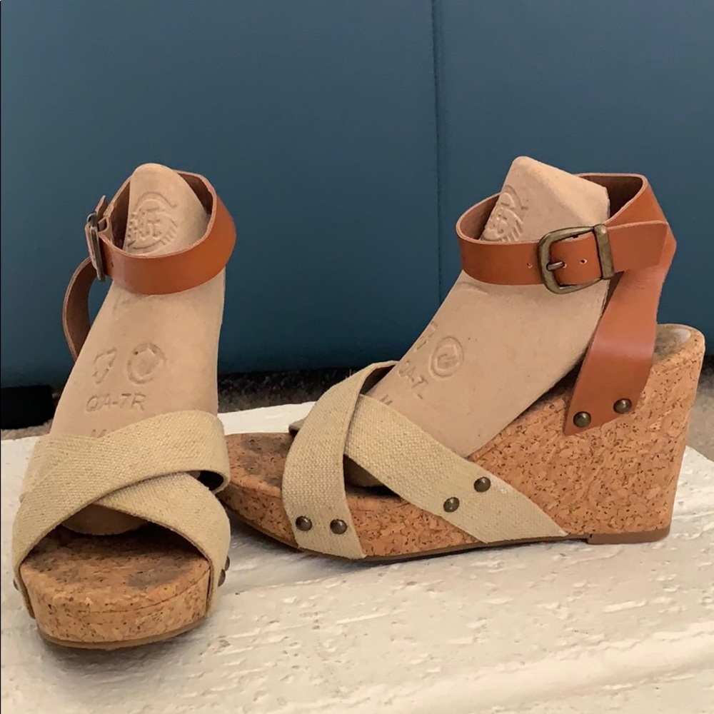 Lucky Brand Brown Cork Sole Wedges US 8.5